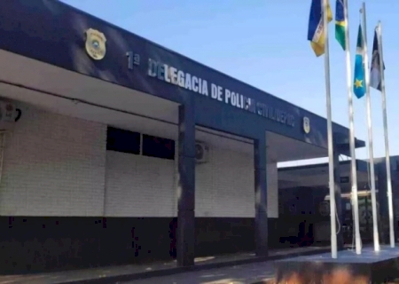 Após discussão por ciúmes mulher é agredida e esfaqueada pelo marido
