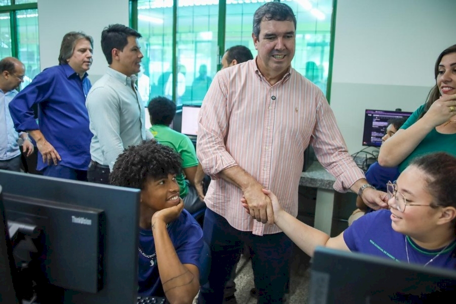 Entrega de obras em Deodápolis e Glória de Dourados reforça compromisso do Estado com os municípios