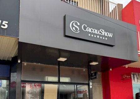 Cacau Show reinaugura loja em Ivinhema com espaço renovado e muitas novidades