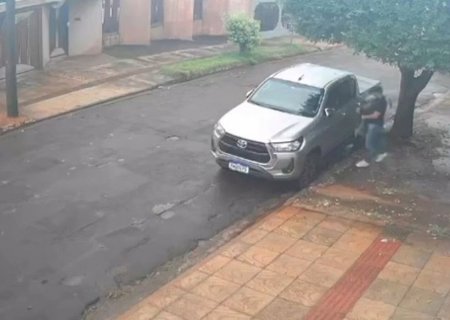 Homem é preso acusado de furto em série de caminhonetes