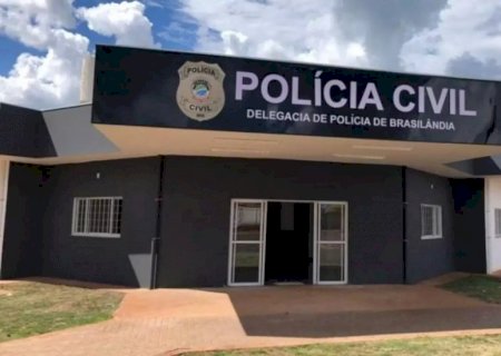 Dupla invade casa e homem é baleado com três tiros em MS