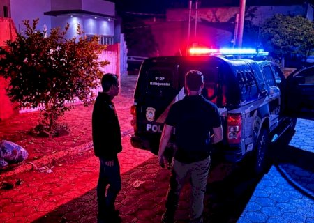 Operação contra o tráfico apreende drogas e leva mulher à prisão