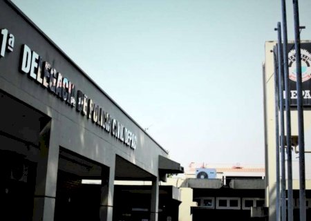 Jovem é preso por tráfico de drogas após ser flagrado com várias de porções de crack