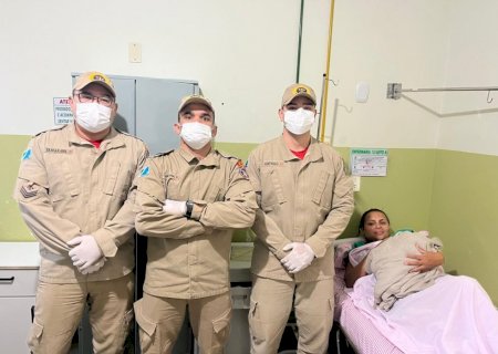 IVINHEMA: Bombeiros realiza parto dentro de viatura e ajuda no nascimento de Arthur
