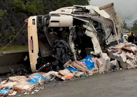 Sul-mato-grossense morre durante acidente com carreta no Paraná