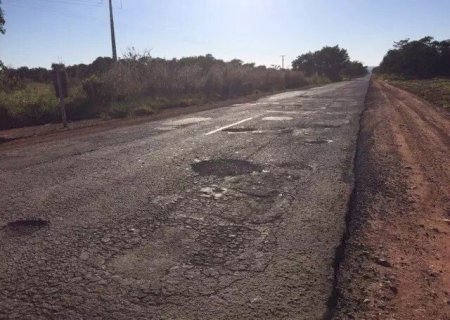 Motorista de camionete é preso com 200 quilos de asfalto furtado em rodovia
